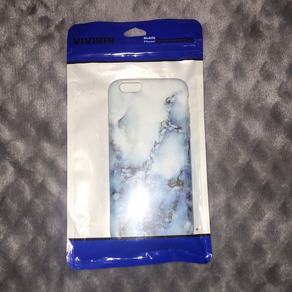 vivibin Accessories - Vivibin Blue Marble Iphone 6s Phone Case!